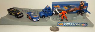 Small Mini Hot Wheels Pro Racing Display,  With Race Car & Truck,  Semi,  & Figures