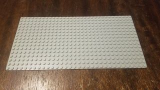 Lego 16x32 Old Light Gray Flat Baseplate 3857 -.  Htf