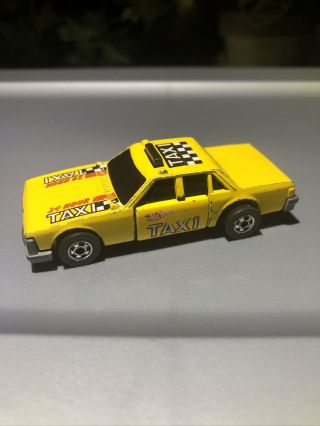 1983 Hot Wheels Crack Ups Taxi Yellow Hong Kong - Loose