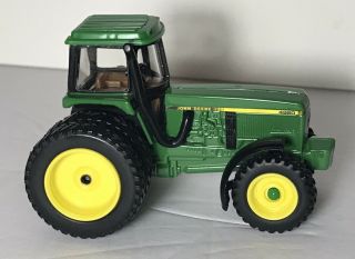Ertl 1/64 John Deere 4960 Tractor Farm Toy