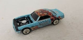 2004 Johnny Lightning 1:64 Marvel Spider Man 1968 Chevy Camaro Missing Hood Blue