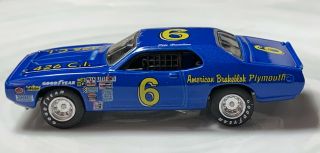 Johnny Lightning Stock Car Legends ‘71 Plymouth Satellite Blue 1/64 Real Riders