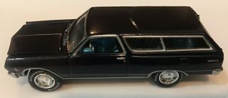 Johnny Lightning - 1:64 - 1965 Chevrolet Chevelle 2 - Door Wagon - 2018 Release A1
