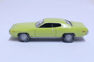 Johnny Lighting 1972 Plymouth Satellite Lime Green