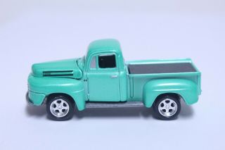 Johnny Lightning 1950 Ford F - 1 Turquoise