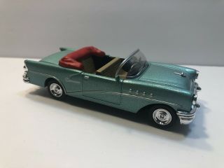 1/43 Scale - 1955 Buick Century Convertible Car - Green In Color