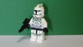 Lego Star Wars Minifigure - Clone Trooper - Sand Green Markings - Sw0298 -