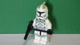 Lego Star Wars Minifigure - Clone Trooper - Sand Green Markings - Sw0298