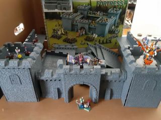 Warhammer Citadel Mighty Fortress Castle Games Workshop Plastic