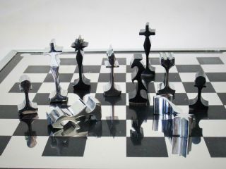 Modern Design Chess Set K 65 Mm Aluminium Chrome - Black Finish And Board