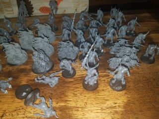 Un (1) Warhammer Age of Sigmar 40K Resin Bone Un (1) Warhammer Age of Sigmar 40K Resin Bone
