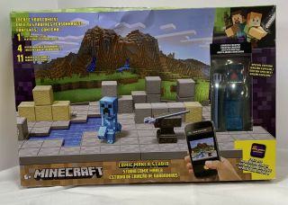 Minecraft 3.  25 Comic Maker Studio Playset Special Edition Distressed Box