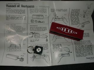Vintage Magic Hand Trick Tunnel Of Darkness Instructions And 1 Die On Keychain,