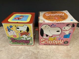 Vintage 1966 Mattel Peanuts & Snoopy Jack - In - The - Box Tin Toy W/ Matty Mattel