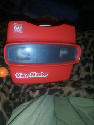 Vintage Gaf Red View Master W/ 8 Reels - In