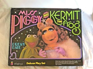 Vtg 1981 Henson Muppets Kermit & Miss Piggy Dream Date Colorforms Play Set 2364
