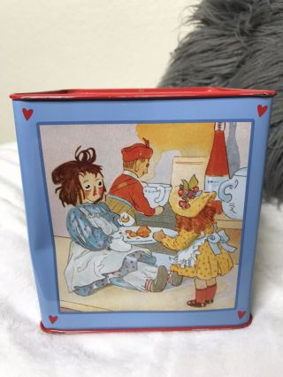 Simon & Schuster Jack and the Box featuring Raggedy Ann 3
