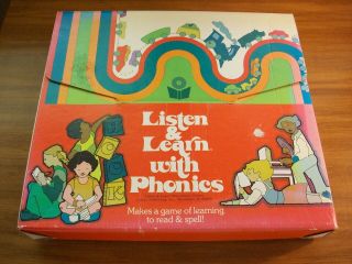 Listen And Learn With Phonics Complete Edition By Career Publs.
