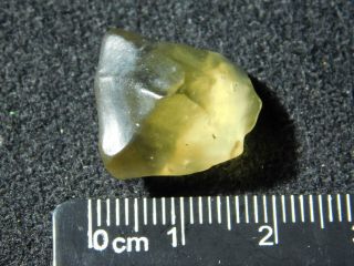 A Rare and 100 Natural Smoky Libyan Desert Glass From Egypt 3.  4gr 3