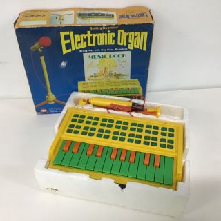 Asahi Vintage Battery Operated Electronic Organ 404