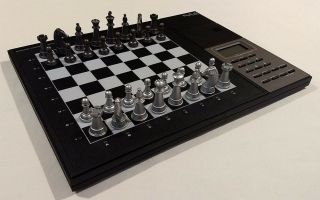 Saitek Mephisto Master Chess Computer Great - Level 5 With Case & Box