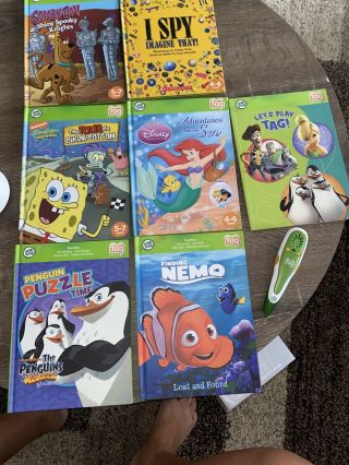 Leapfrog Tag Reader Pen And 7 Books I Spy,  Scooby - Doo,  Disney Princess,  Nemo