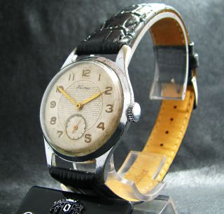 4128 Kama White Vintage 1956 Soviet Post - Wwii Wristwatch Anti - Shock