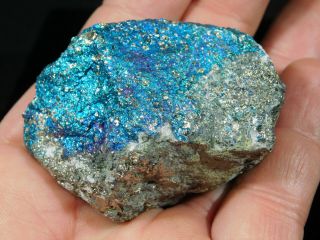 A Vivid Teal / Blue Peacock Copper or Chalcopyrite or Peacock Ore 149gr 2