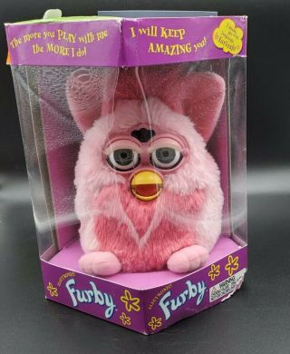 1999 Tiger Electronic Furby Interactive Toy Pink Red Pink W/ Gray Eyes