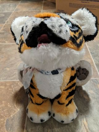 FurReal Roarin Tyler The Playful Tiger Great Without Batteries 2