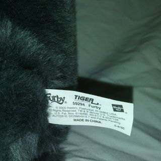 2005 Furby Dark Gray Beige Tummy Rainbow Hair Tiger Hasbro Great. 3