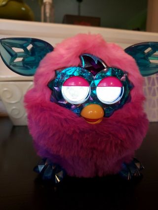 Furby Boom Crystal Series Talking Toy Hasbro Pink Purple Blue Ombre 3