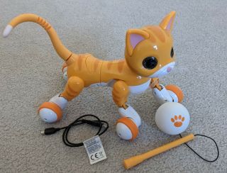 Zoomer Kitty Orange Tabby Whiskers Interactive Cat With Cable & Toy
