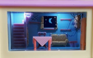 Mattel Pixel Chix Yellow & Pink House Interactive Electronic Games 2005 2