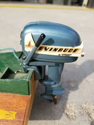 Vintage Evinrude Big Twin Electric 25 Electric Motor With Torpedo 55 Boat