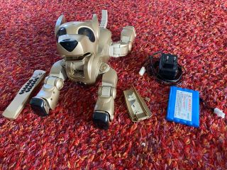2001 Hasbro Tiger Electronics I - Cybie Gold Robot Dog With Remote,  Charger,  Battery