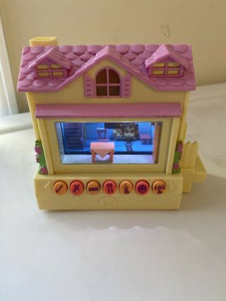 2005 Mattel Pixel Chix Yellow & Pink Doll House Interactive Electronic Game