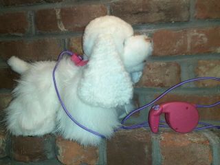 2009 Fur Real Friends Get Up and GoGo My Walking Puppy White Plush Dog Toy Leash 2