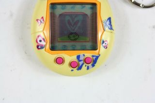 2004 Tamagotchi Connection V2 Yellow Butterflies & WITH BATTERY 2