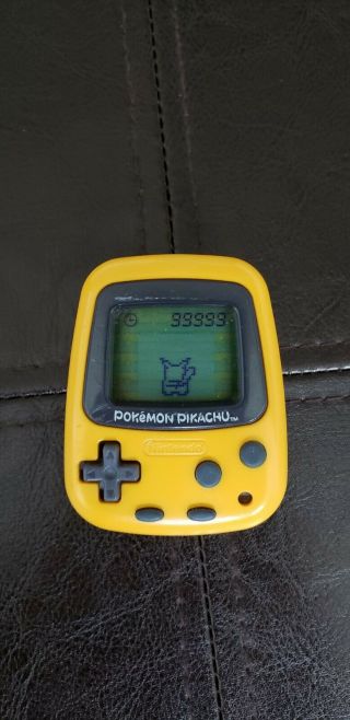 Nintendo Pokemon Pikachu 1998 Game Freak Virtual Pet Pocket Tamagotchi