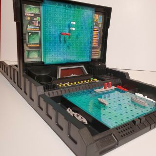 Milton Bradley 1989 Electronic Talking Battleship Game. ,  Complete