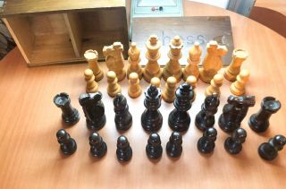 Vintage Hand Carved Wooden Chess Set W/ Dovetail Wood Box
