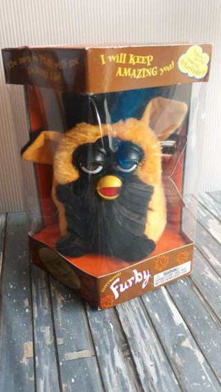 Hasbro Electronic Furby 1999 Halloween Witch Special Limited Edition