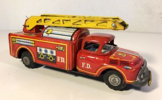 Vintage Yonezawa Tin Friction Fire Engine Ladder Truck Toy Japan Fd Fire Dept