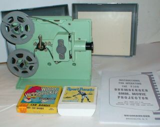 Toy 8mm Brumberger 280 Movie Projector & (3) Films - Woody Woodpecker