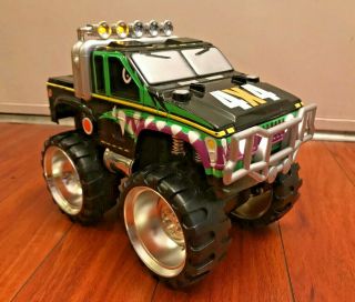 Toy State Battery Operated 1995 Road Rippers Monster Truck Black 4x4 Light Sound