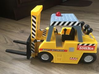 2000 Tonka Truck Fork Lift Battery Operated Hands On Control Toy 03343