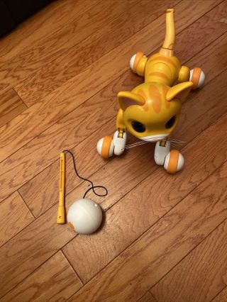 Orange Zoomer Kitty Robot Cat - No Charger & Half Tail Missing 3