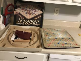 1989 Scrabble Deluxe Edition Turntable Rotating Board Game Red Tiles Complete