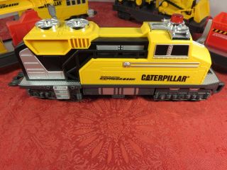 Toy State Caterpillar Construction Express Train Set Battery Operated Engine Car 2